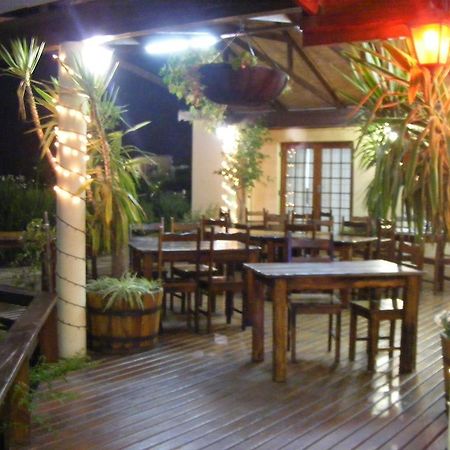 ג'ורג' Pine Lodge Resort מראה חיצוני תמונה