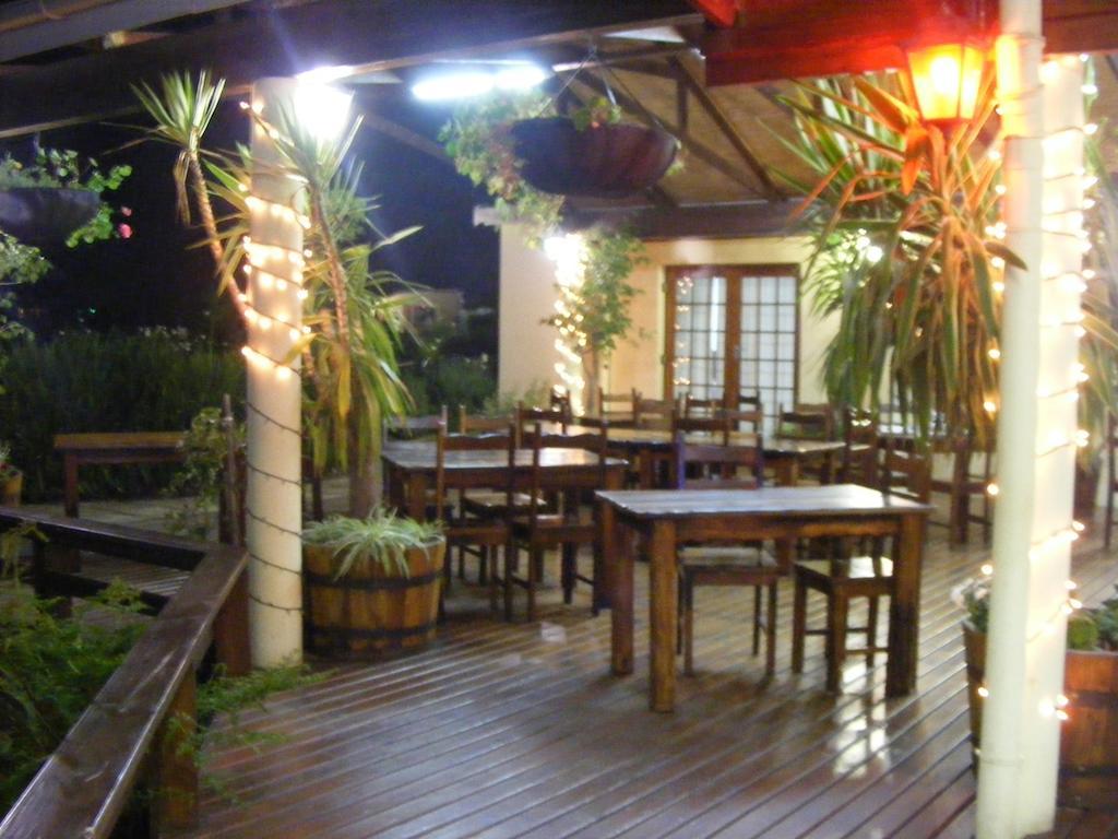 ג'ורג' Pine Lodge Resort מראה חיצוני תמונה